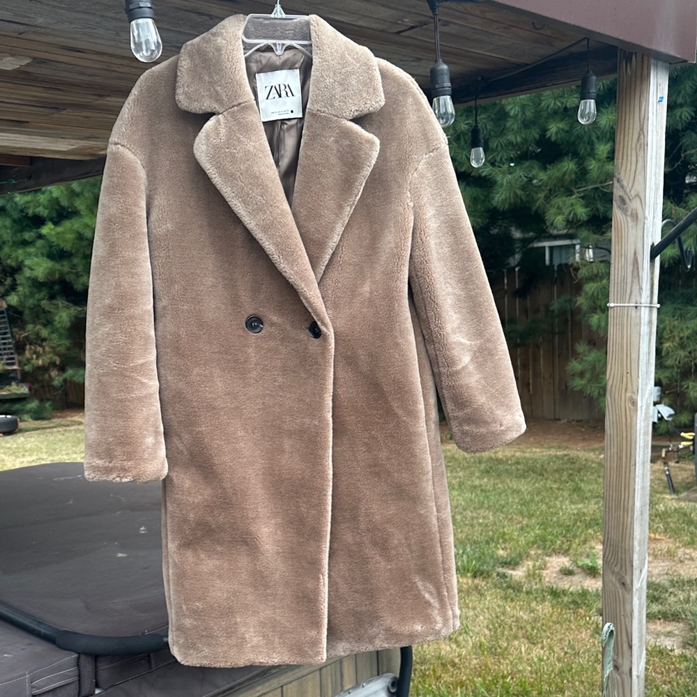 Zara Women's Faux Fur Coat